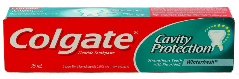 COLGATE TOOTHPASTE CAVITY PROTECTION WINTER FRESH 95 ML