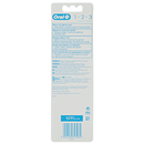 ORAL-B T/B MEDIUM 2PK 123 CLASSIC CARE/72 ()